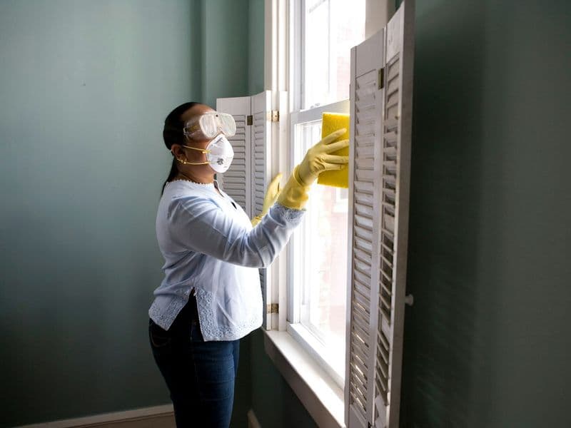 Professional cleaning in a modern home